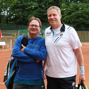 Hans und Jürgen betreten den Centercourt. Mittwoch, 7. Juni 2017