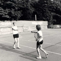 1982: Stephan (re.) wurde Herren-Clubmeister gegen Rolf.