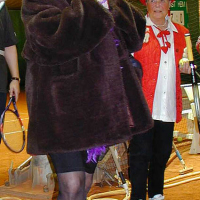 Rita als Zuschauerin beim Karnevalsturnier 2002